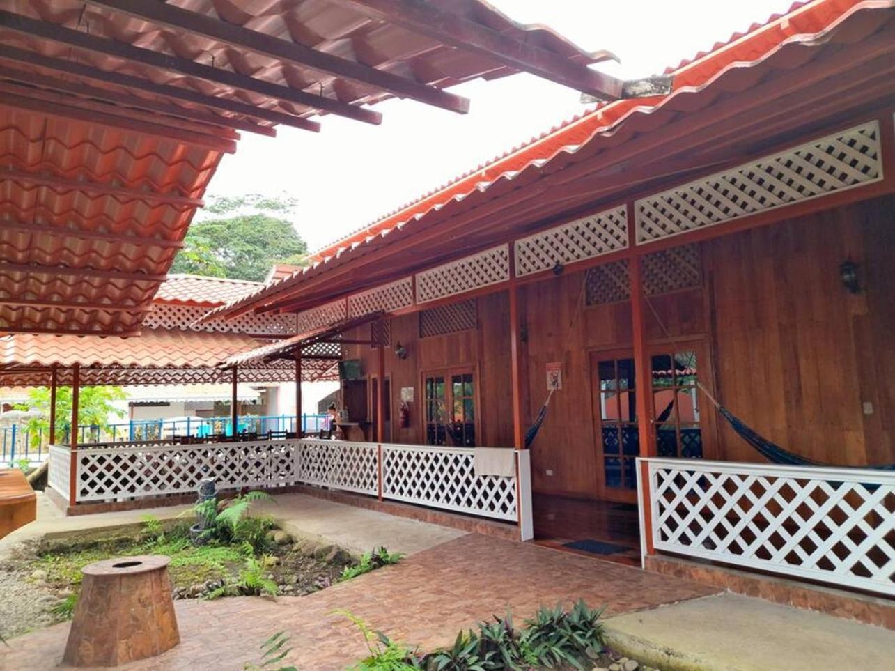 Poolside Beach House At Pangea Lodge Manzanillo  Εξωτερικό φωτογραφία
