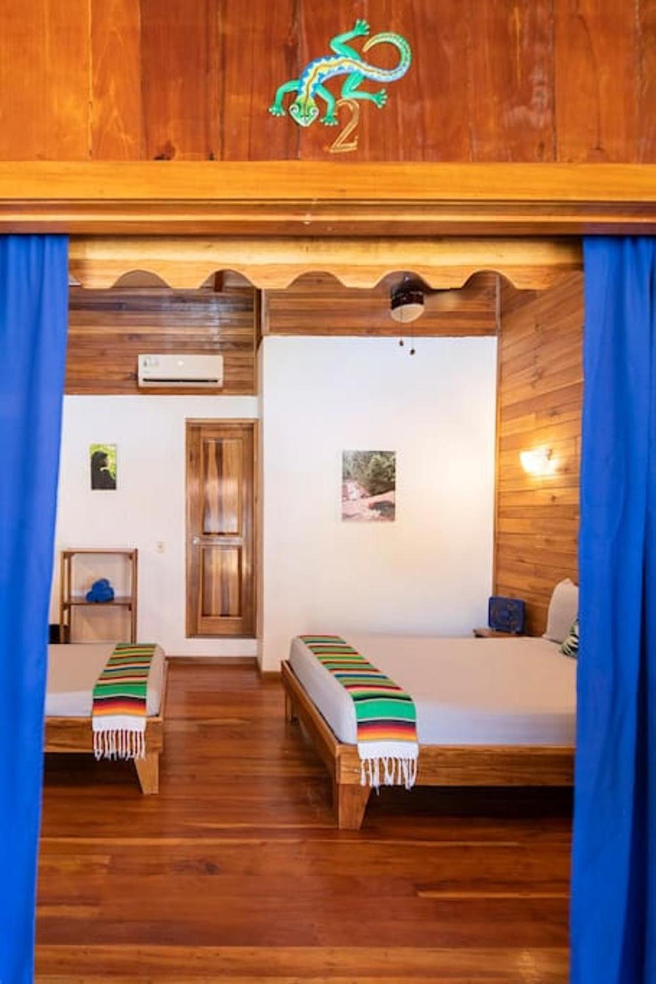 Poolside Beach House At Pangea Lodge Manzanillo  Εξωτερικό φωτογραφία