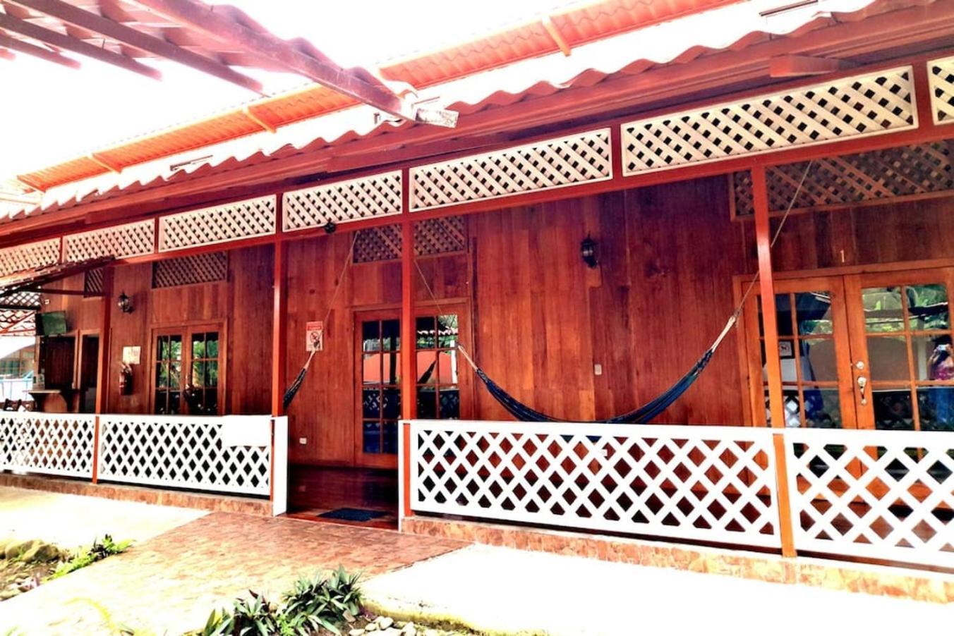 Poolside Beach House At Pangea Lodge Manzanillo  Εξωτερικό φωτογραφία