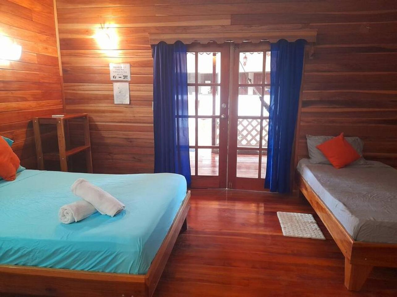 Poolside Beach House At Pangea Lodge Manzanillo  Εξωτερικό φωτογραφία