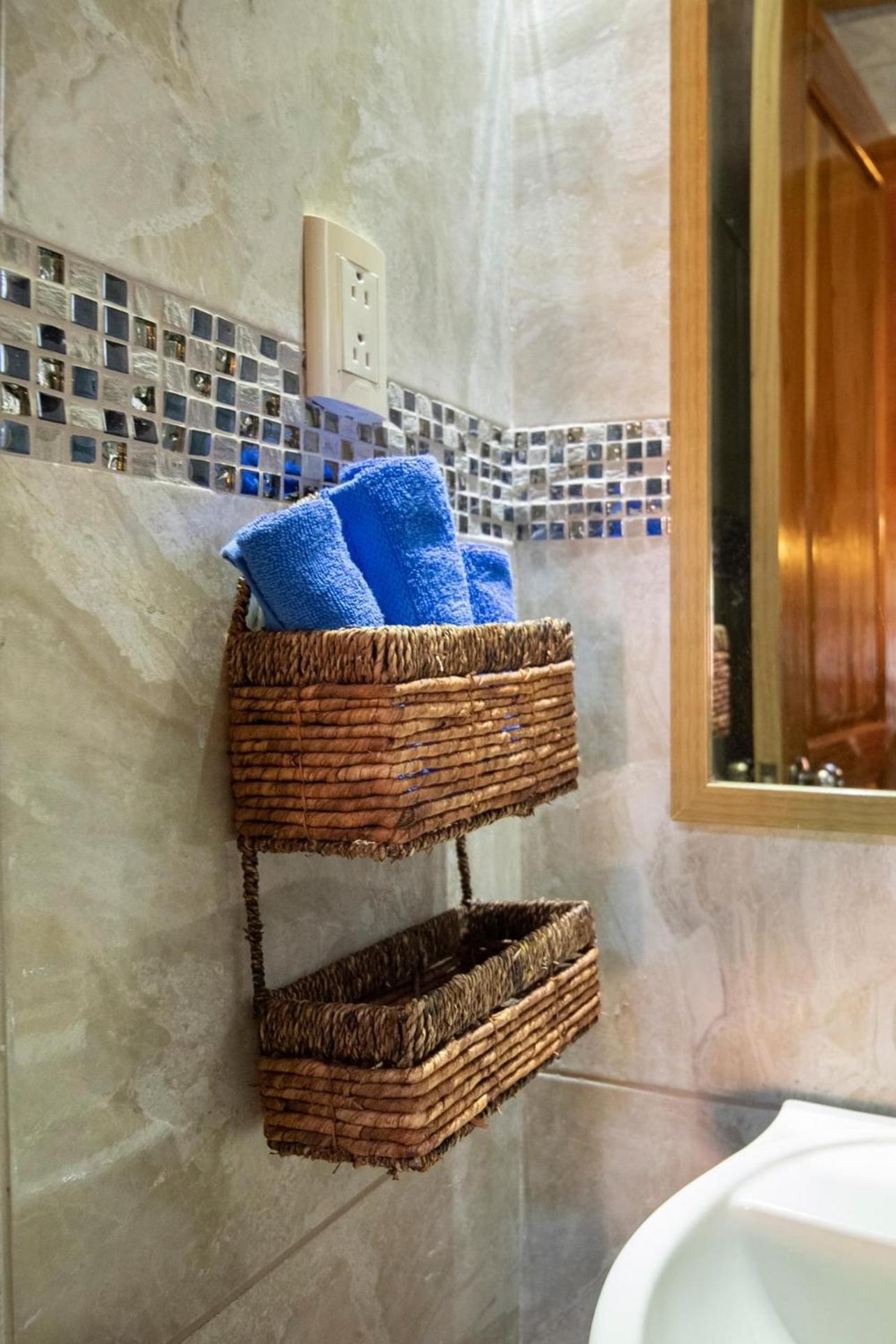 Poolside Beach House At Pangea Lodge Manzanillo  Εξωτερικό φωτογραφία
